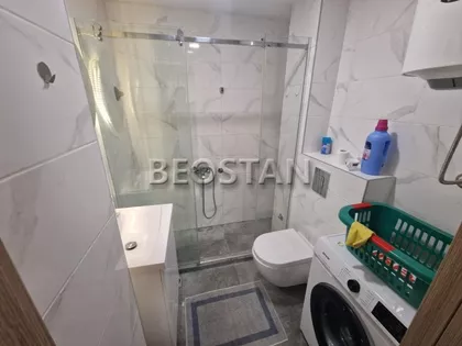 Partizanske avijacije | 4zida.rs