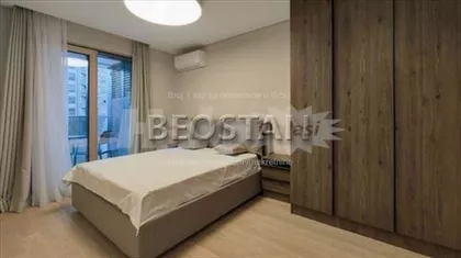 Dzona Kenedija | 4zida.rs