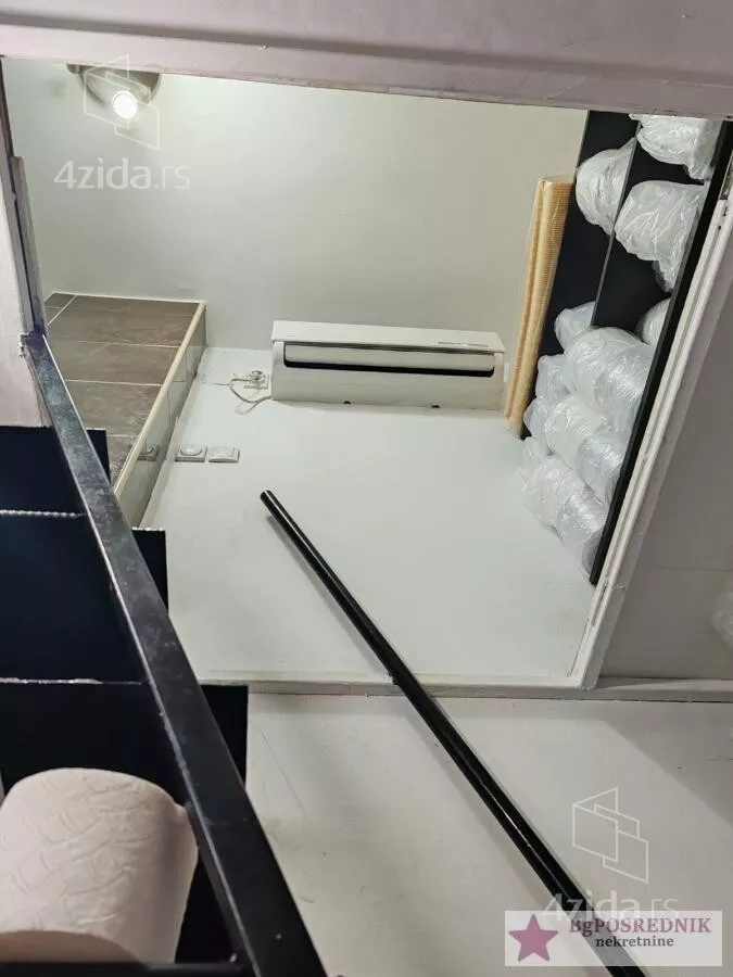 Lokal | 4zida