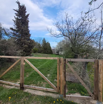 Put Za Šuplju Stenu | 4zida.rs