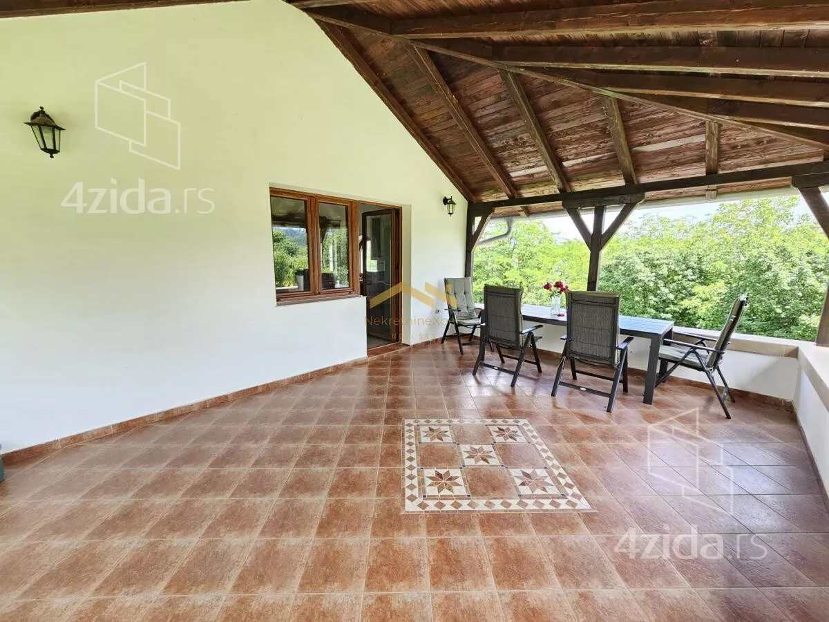 Kuća | 4zida