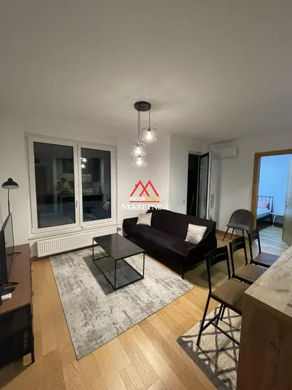 Stan za izdavanje · 34 m² · Stari Grad, Gradske lokacije, Novi Sad