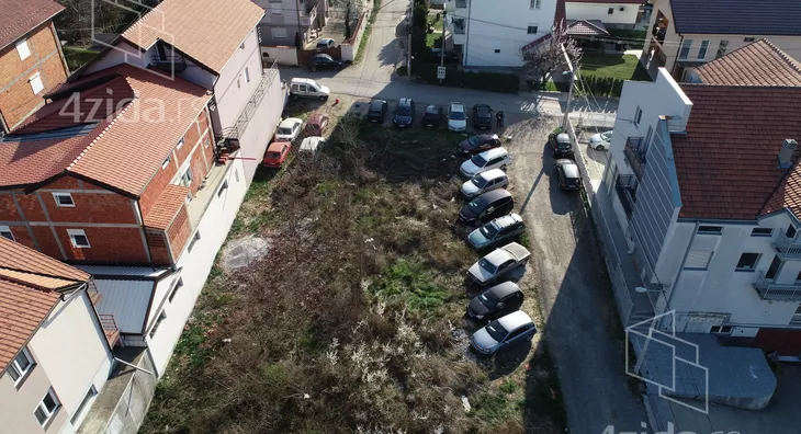 Građevinsko zemljište | 4zida