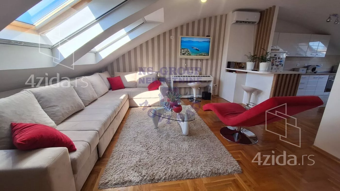 Troiposoban stan | 4zida