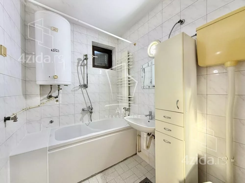 4-etažna kuća | 4zida