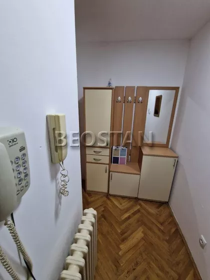 Bulevar Arsenija Carnojevica | 4zida.rs