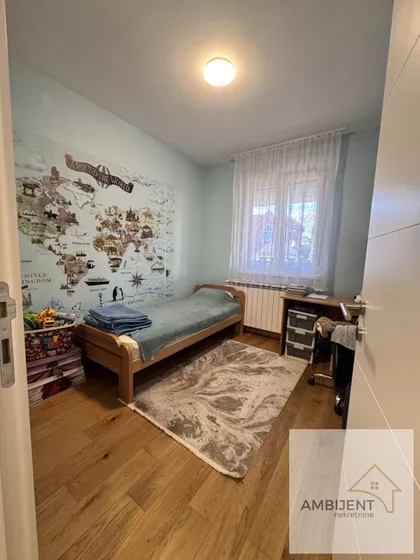 Novi Banovci | 4zida.rs