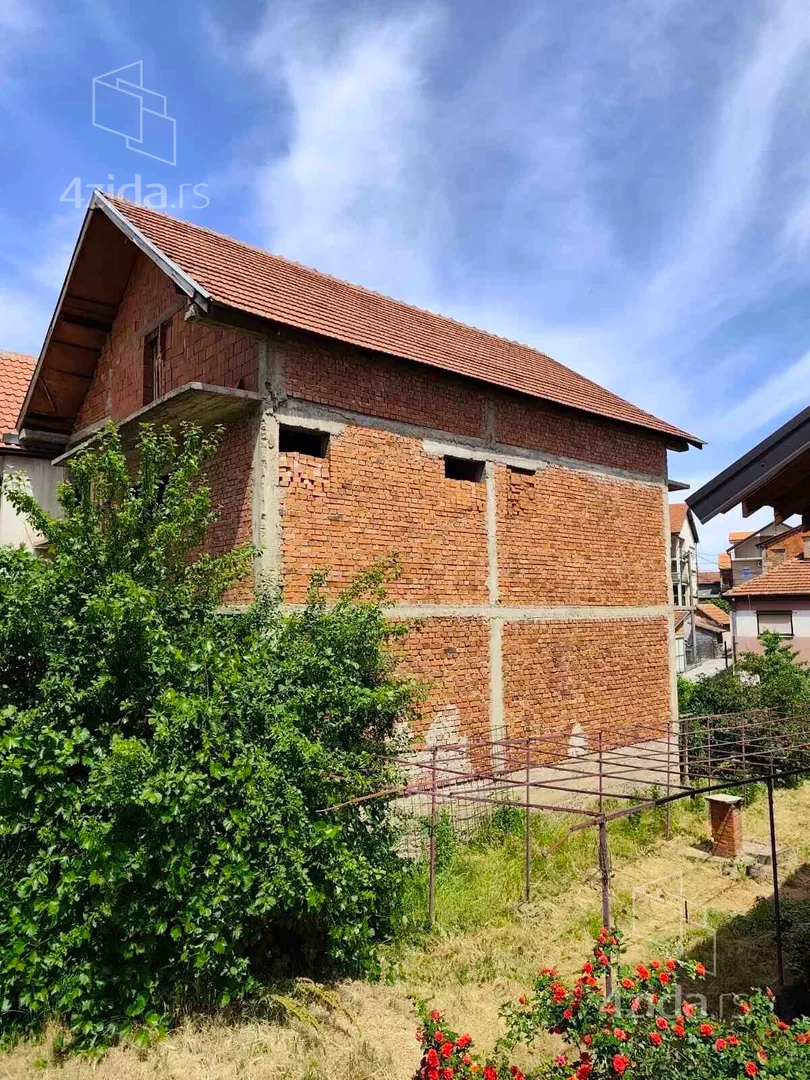 3-etažna kuća | 4zida
