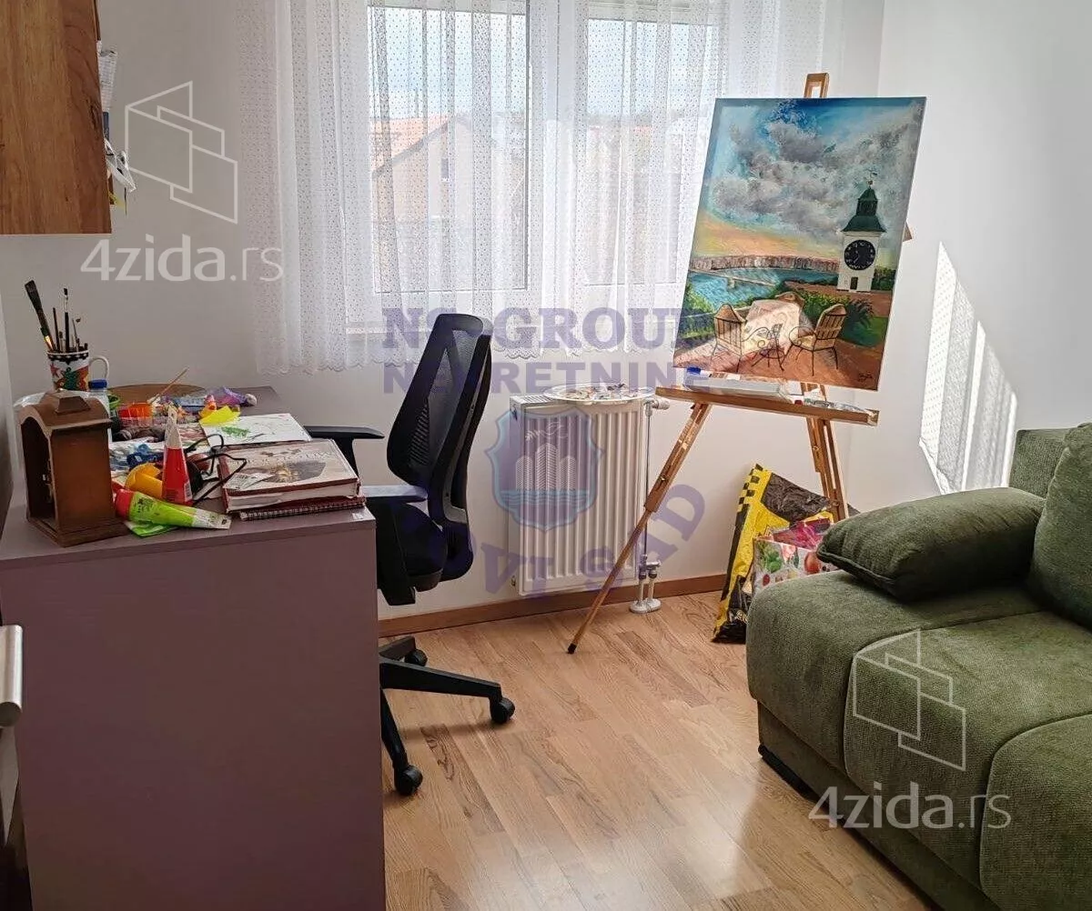 Petosoban stan | 4zida