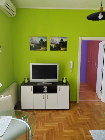 Tone Hadžića 3 | 4zida.rs