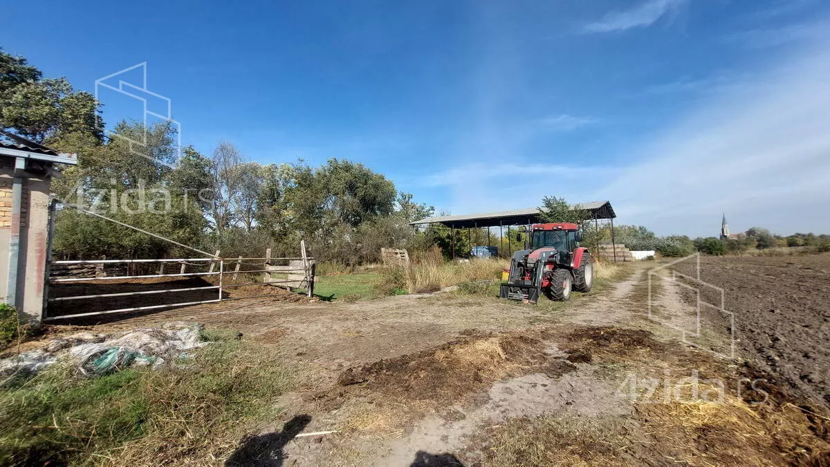 Poslovna zgrada | 4zida