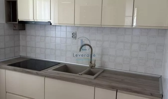 Šestosoban stan | 4zida