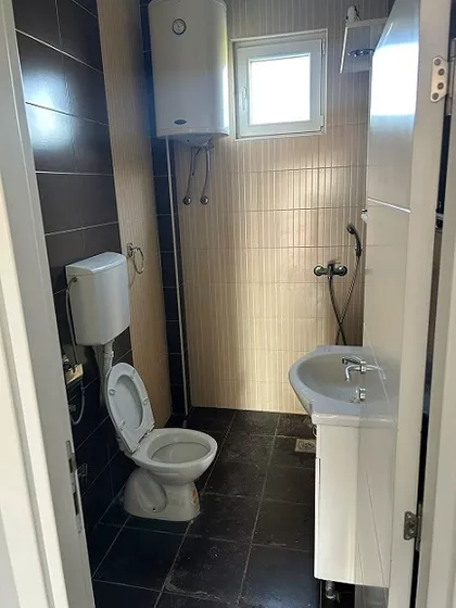 UGRINOVAČKA | 4zida.rs