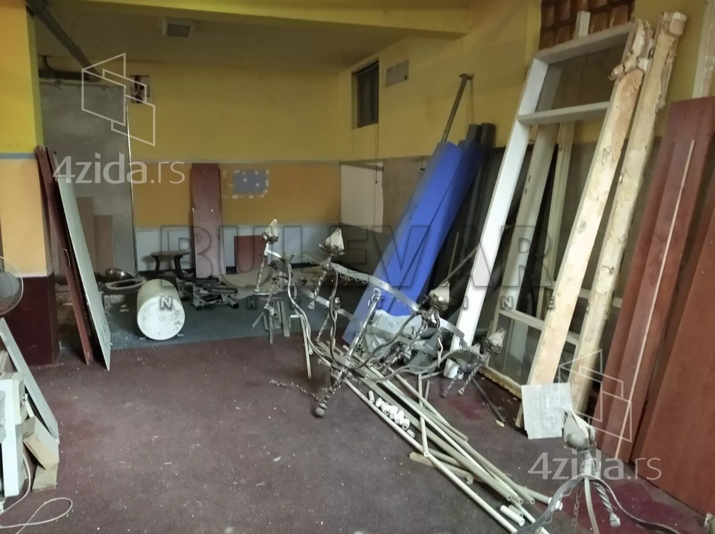 Lokal | 4zida
