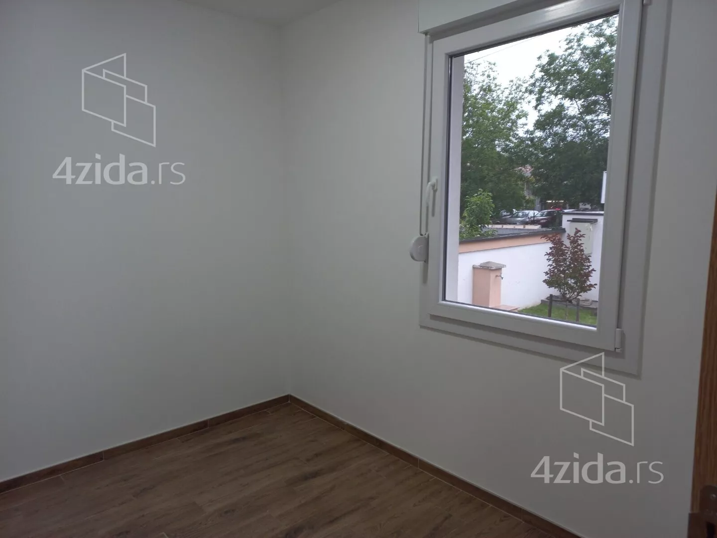 Kancelarija | 4zida