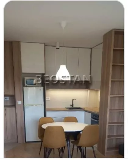 Zivka Petrovica | 4zida.rs