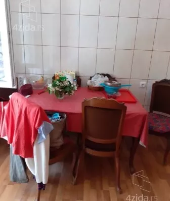 4-etažna kuća | 4zida
