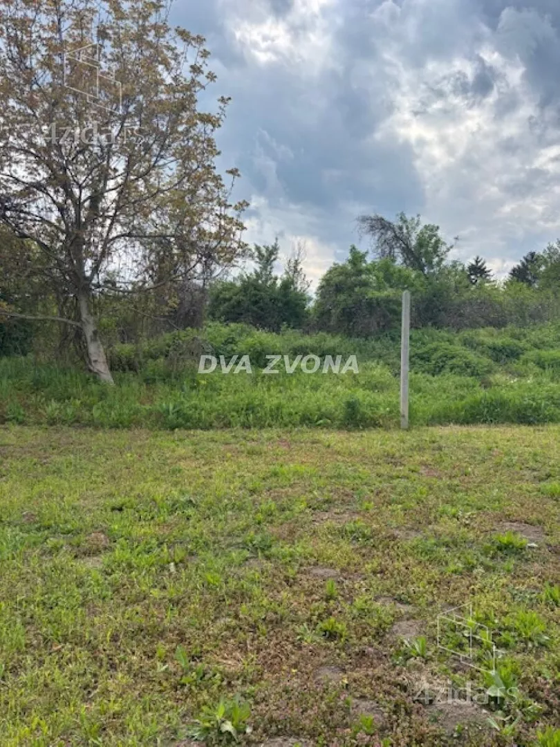 Plac | 4zida
