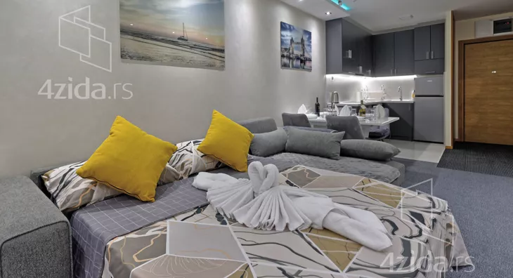 Jednoiposoban stan | 4zida