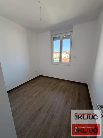 Bulevar Patrijarha Pavla (Somborski Bulevar) | 4zida.rs