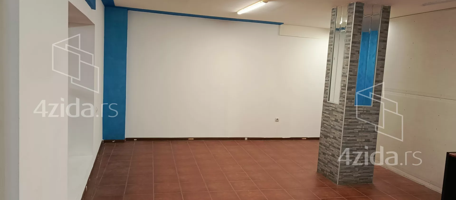 Lokal | 4zida