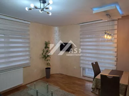 Petra Drapšina | 4zida.rs