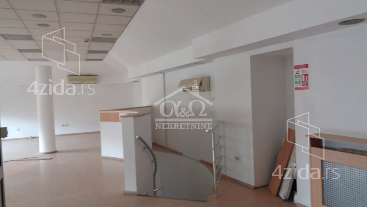 Poslovni prostor | 4zida