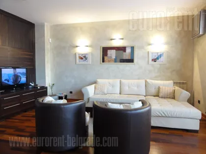 HRAM SVETOG SAVE | 4zida.rs