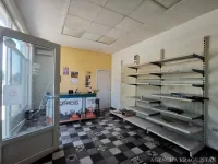 Poslovna zgrada | 4zida