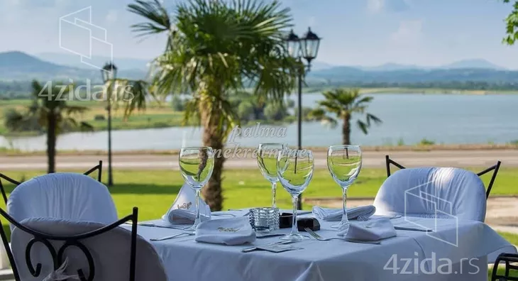 Ugostiteljski objekat | 4zida