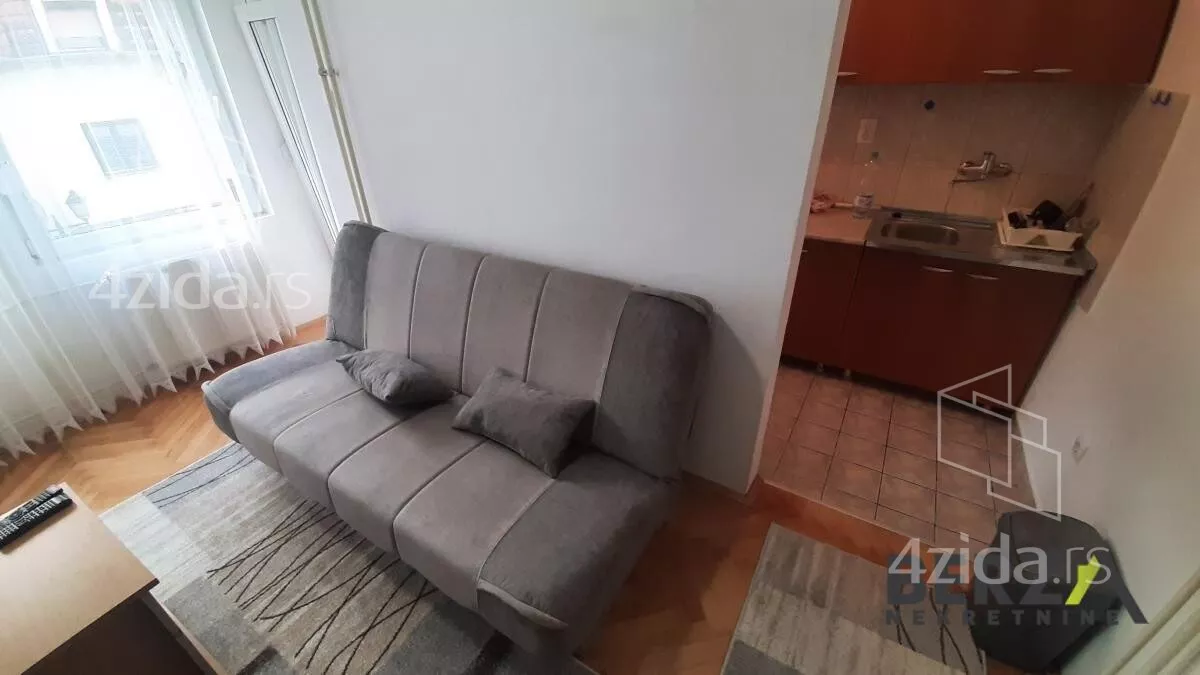 Garsonjera | 4zida
