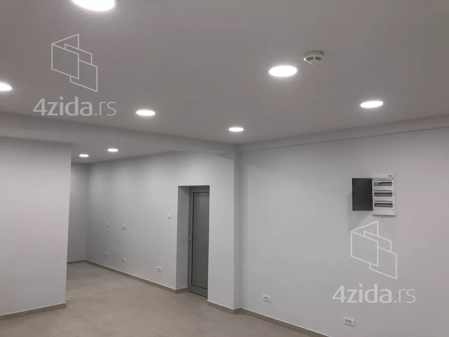 Lokal | 4zida