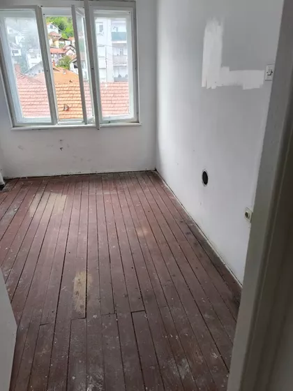 Trg Topličkih junaka | 4zida.rs