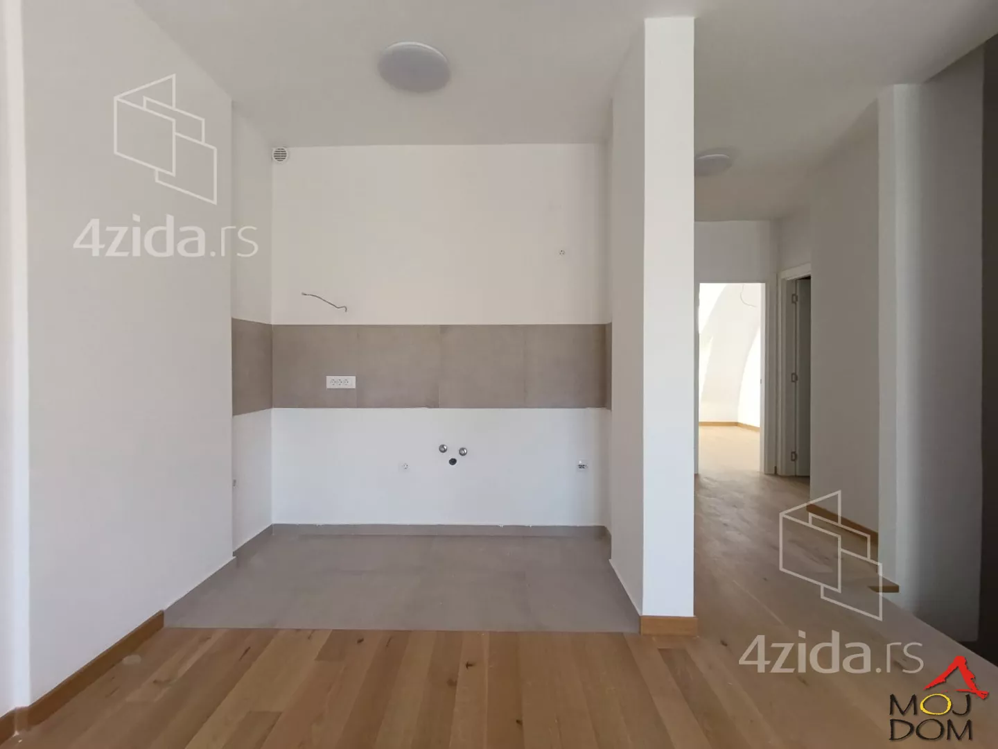 Troiposoban stan | 4zida