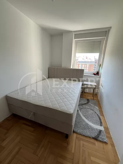 Romanijska | 4zida.rs