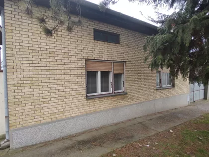 Lovćenac | 4zida.rs