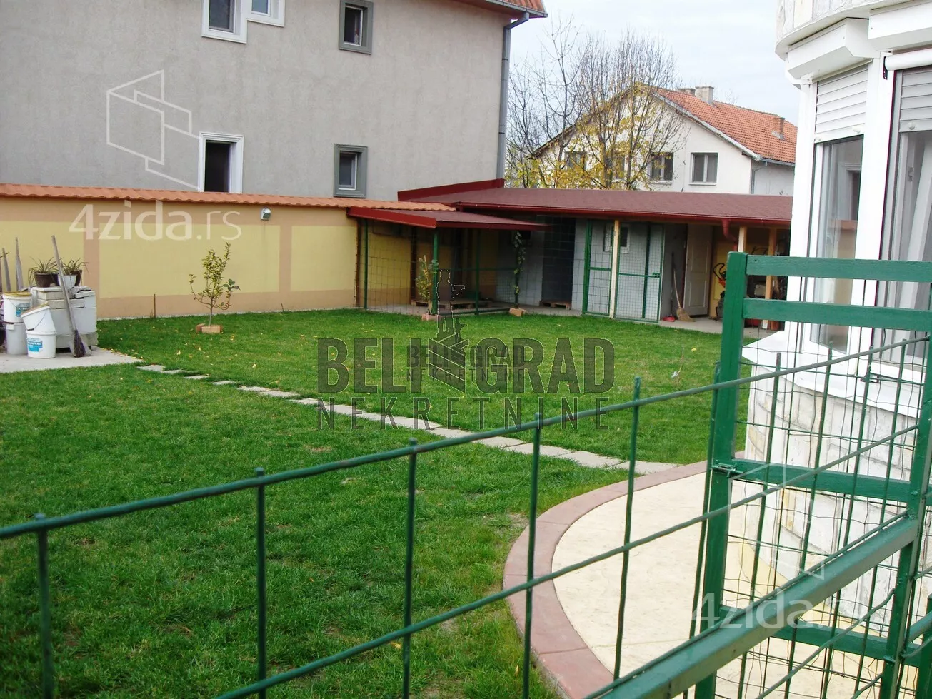 Kuća | 4zida