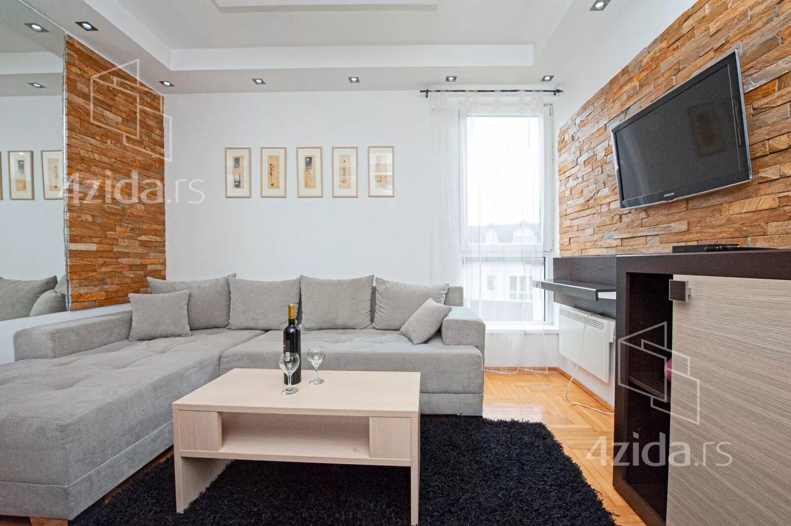 Jednoiposoban stan | 4zida