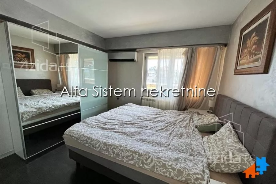 Petosoban stan | 4zida