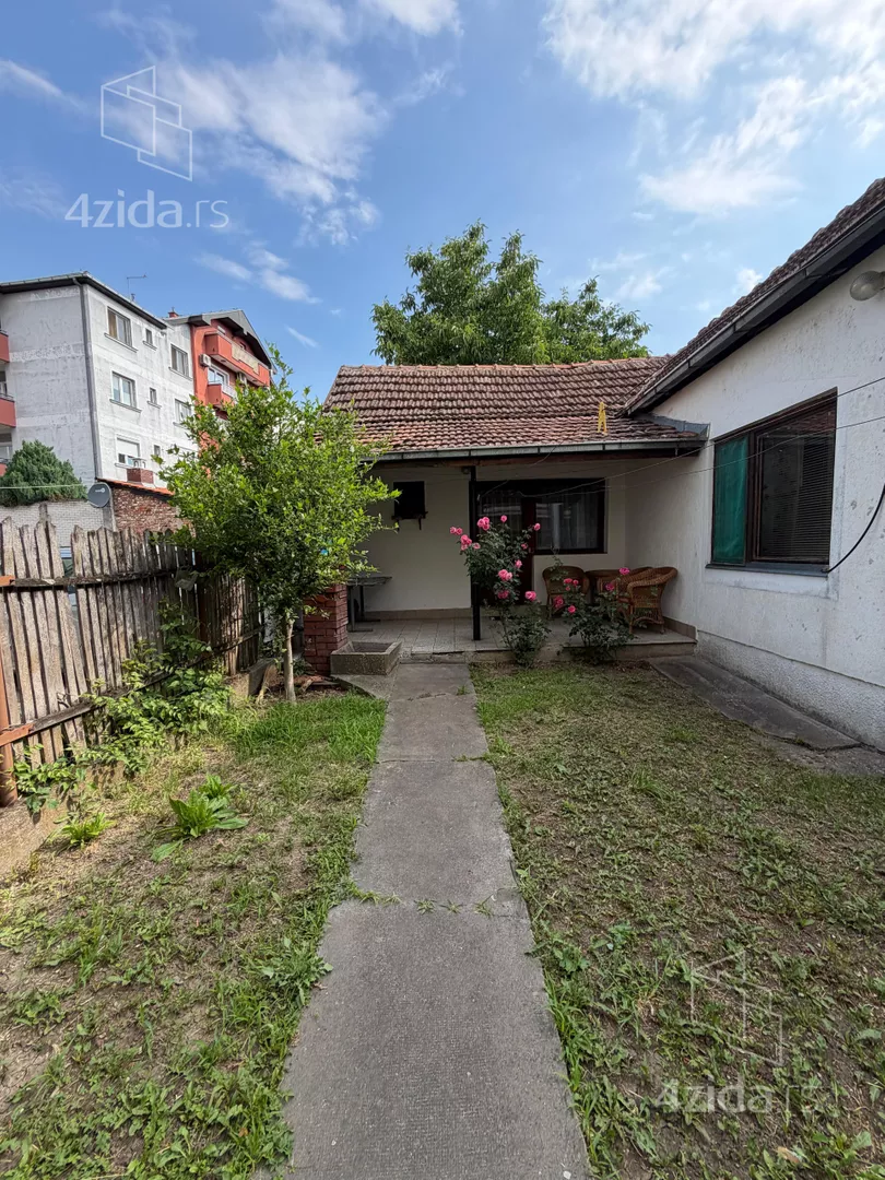 3-etažna kuća | 4zida