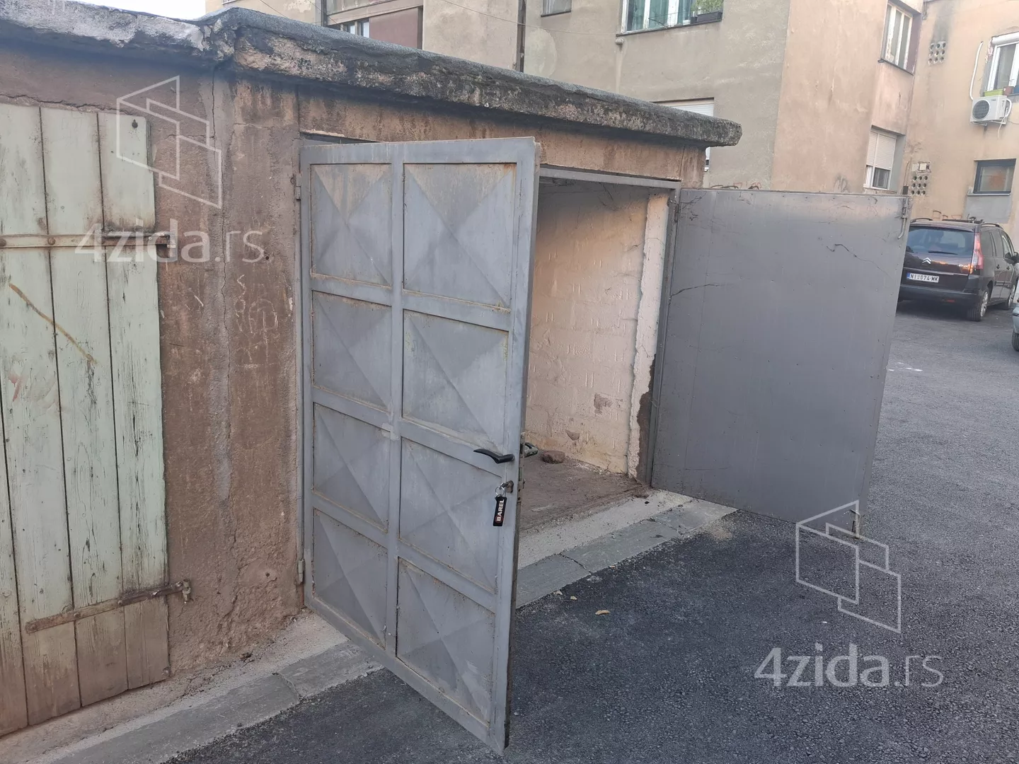 Garaža | 4zida