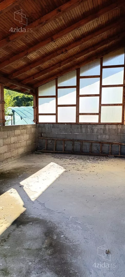 3-etažna kuća | 4zida