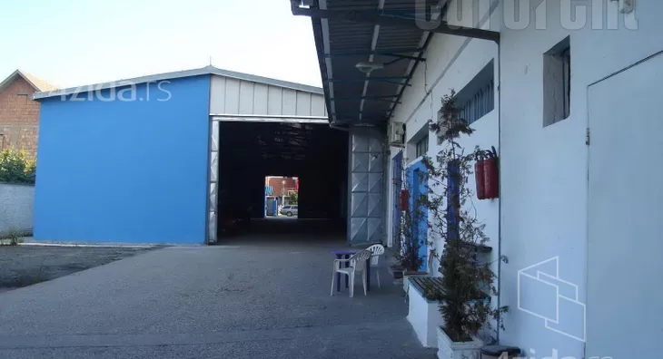 Poslovni prostor | 4zida