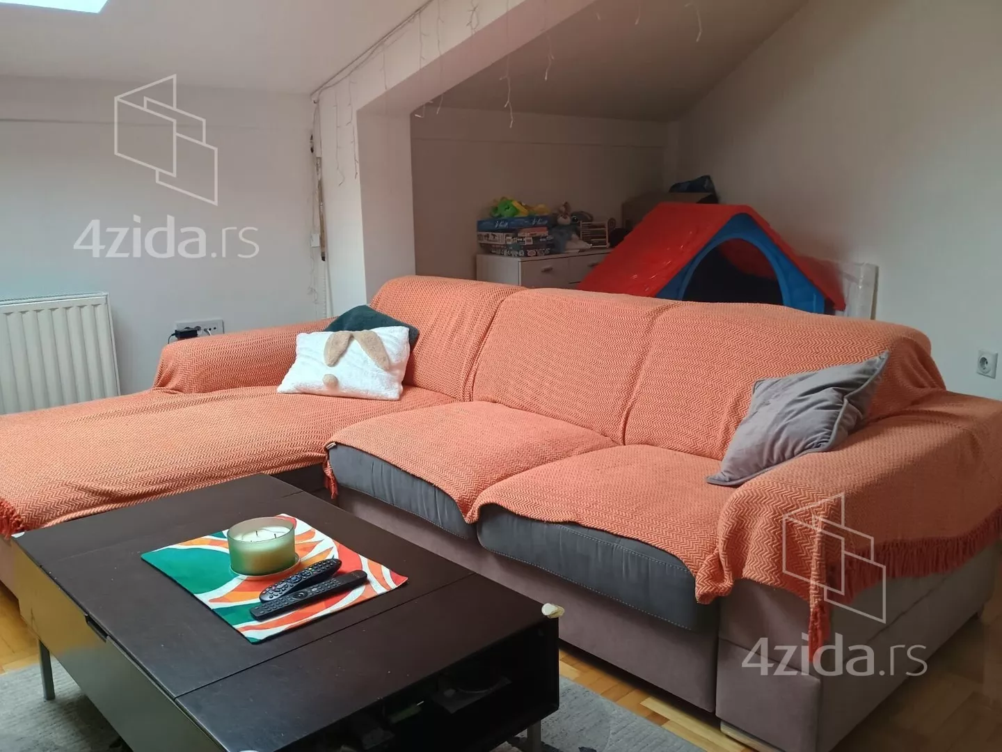 Dvoiposoban stan | 4zida