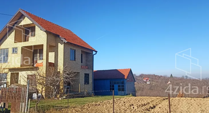 2-etažna kuća | 4zida