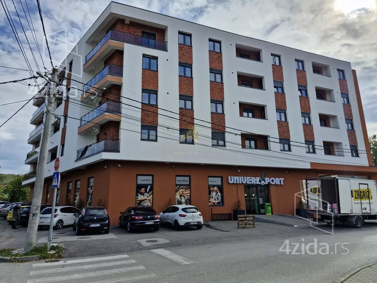 Dvoiposoban stan | 4zida