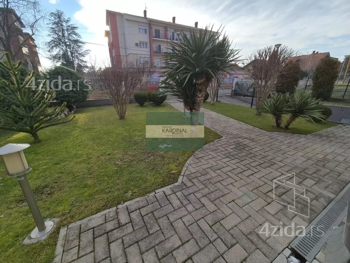 Kuća | 4zida