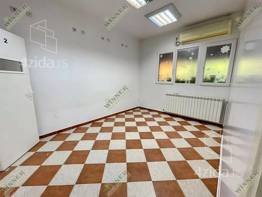 Poslovni prostor | 4zida