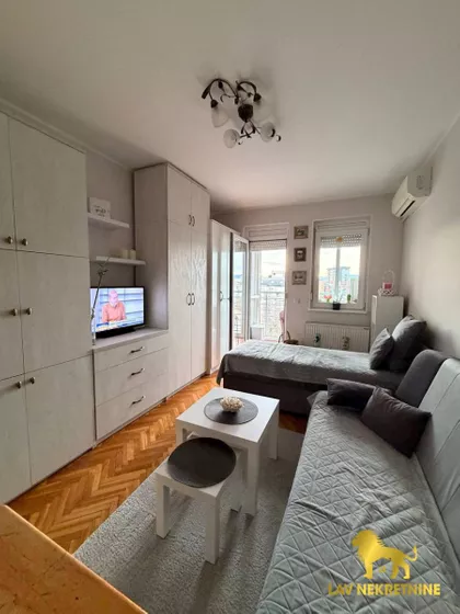 HADŽI RUVIMOVA | 4zida.rs