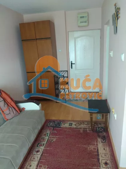 Rentgenova | 4zida.rs